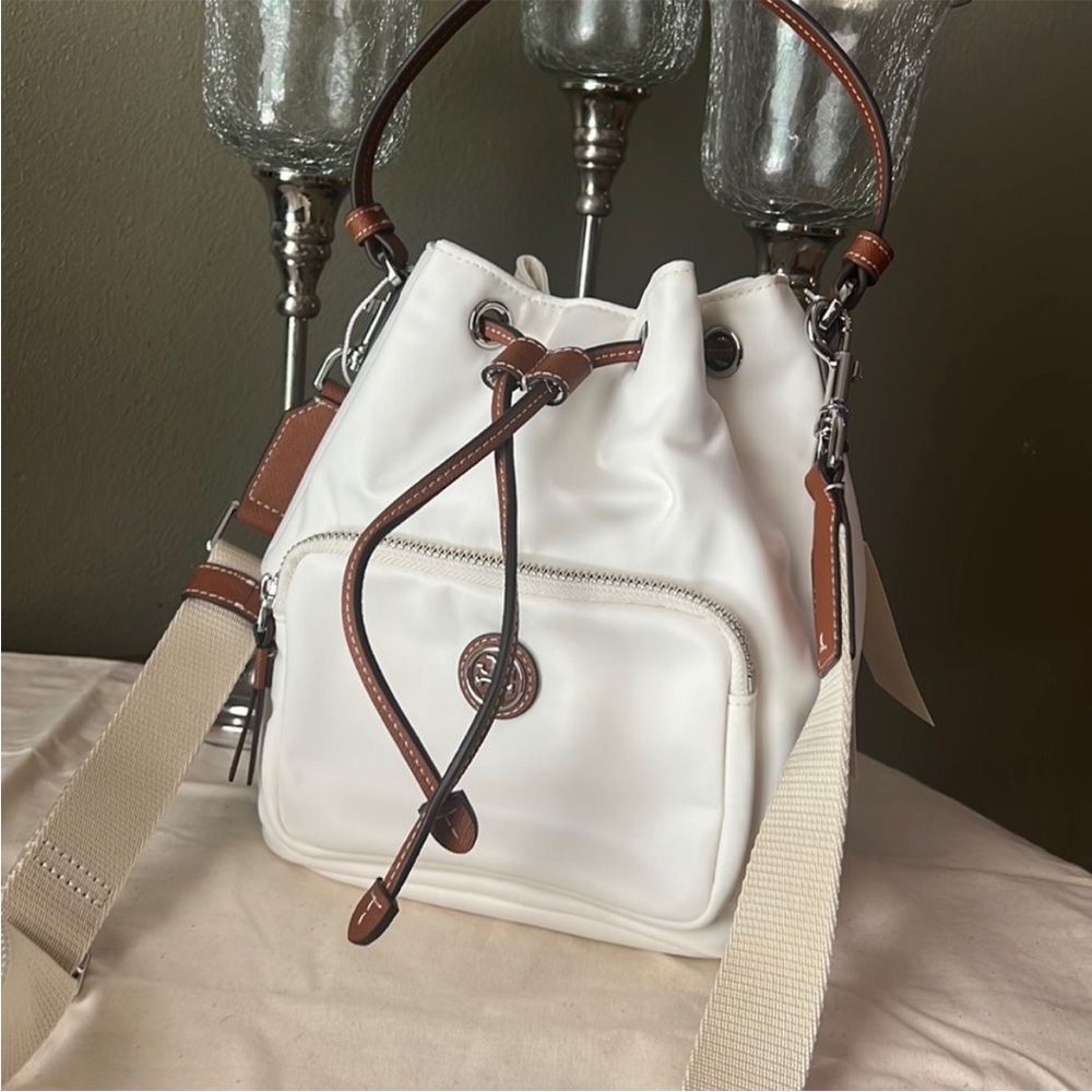 Tory Burch nylon bucket bag - Picture 2 of 9